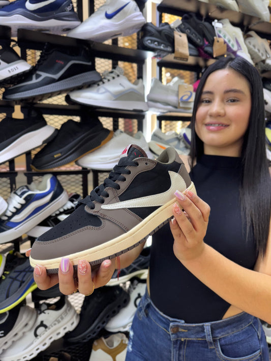 ZAPATILLAS TIPO JORDAN CACTUS JACK