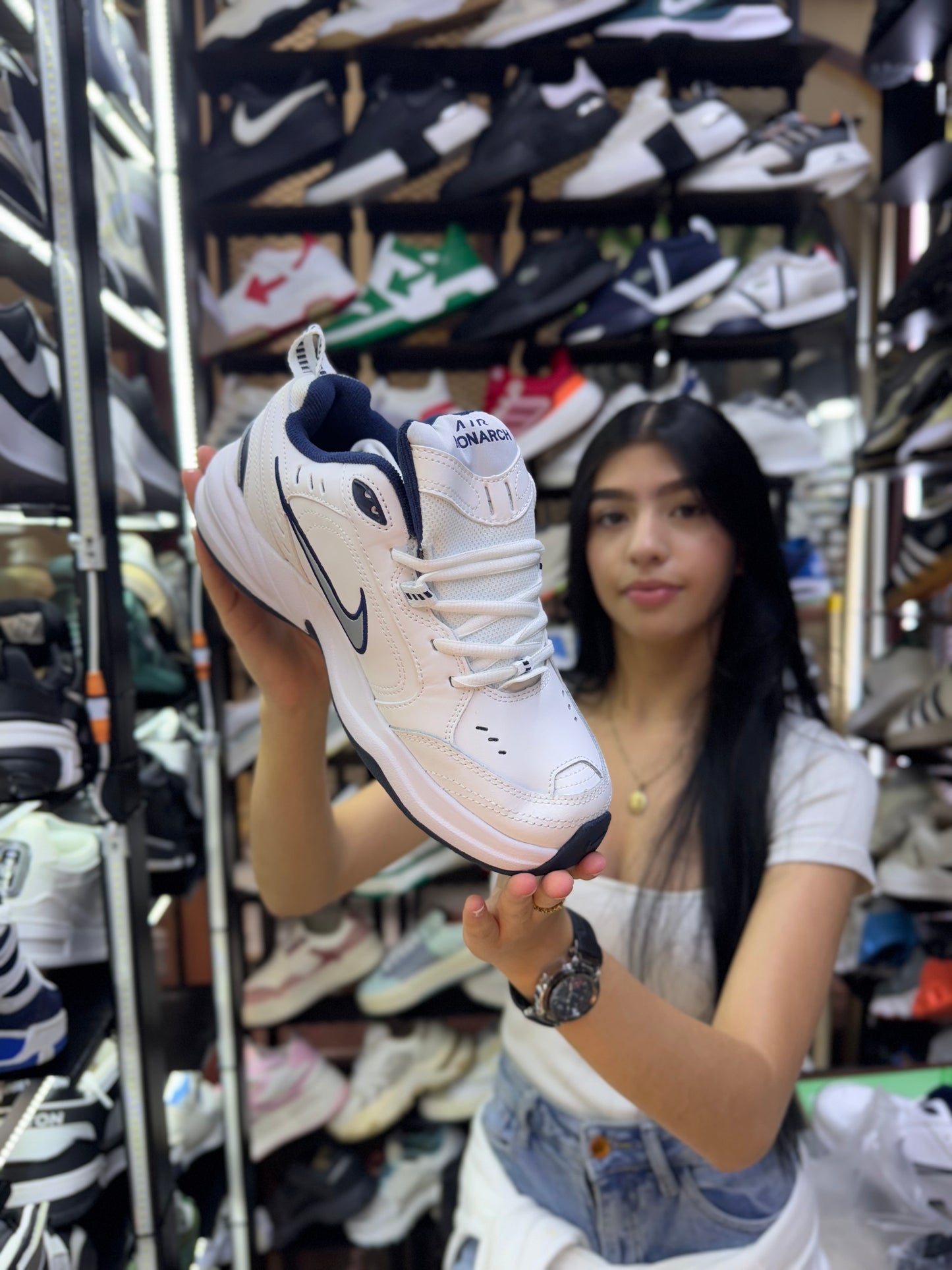 TENIS ESTILO MONARCH AIR